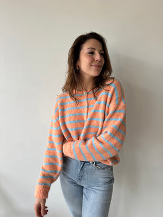 Blue stripes peach knit