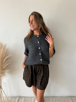 Leopard autumn short