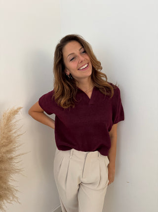 Short sleeves soft burgundy knit