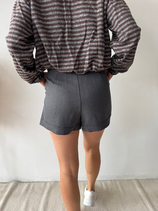 Grey belt short