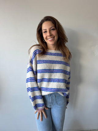 Pink detail blue striped knit