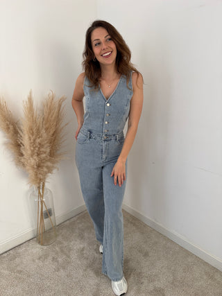 The prettiest denim jumpsuit
