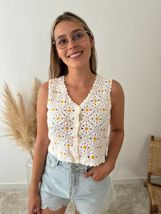 White daisies crochet top