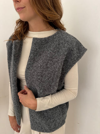 Grey fall gilet
