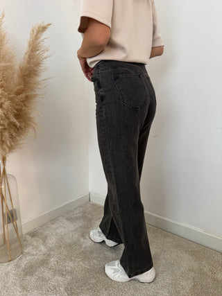 Perfect grey denim