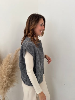 Grey fall gilet