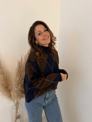 Navy brown argyle knit