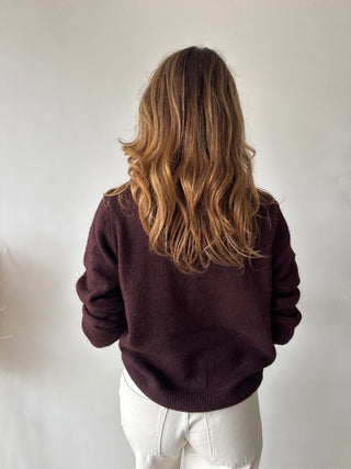 Burgundy button scarf knit