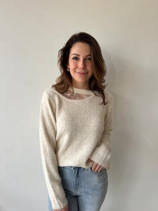 Flowers details beige knit