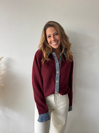 Denim details burgundy knit