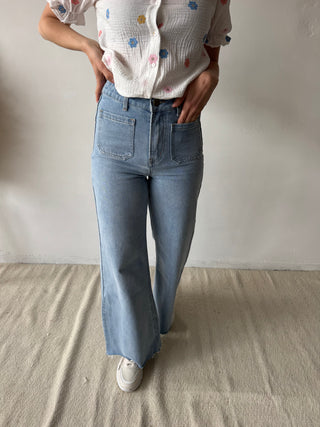 High waist wide pocket jeans