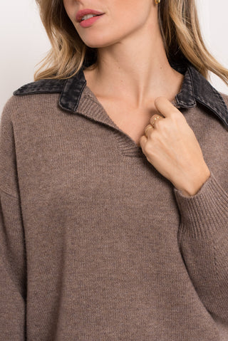 Denim collar taupe knit