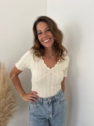 Beige scallop top