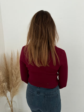 Burgundy scallop ribbed top