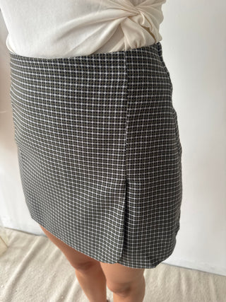 Kaki black checked skort