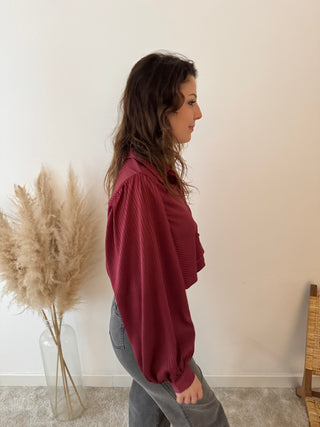 Wide sleeves burgundy blouse