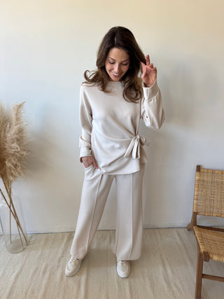 Beige soft knot set
