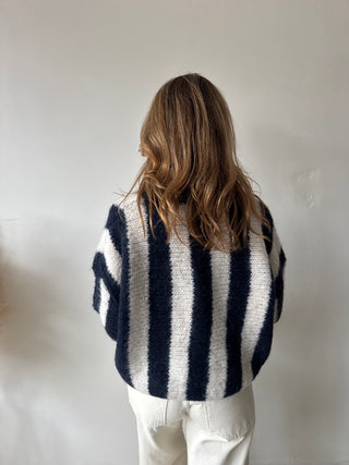 Marine striped knit