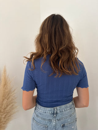 Blue scallop top
