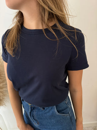 Basic navy t-shirt