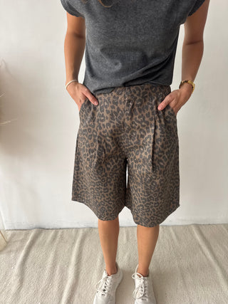 Leopard jorts