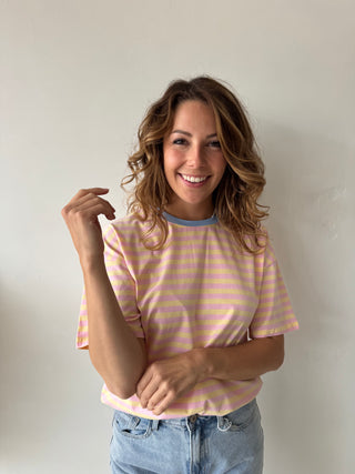 Blue detail pink yellow t-shirt