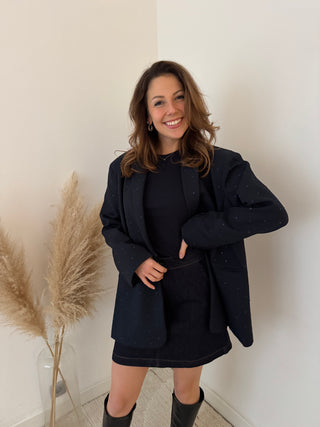 Sparkling navy blazer