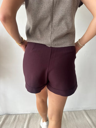 Burgundy belt short