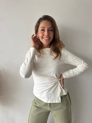 White knot top