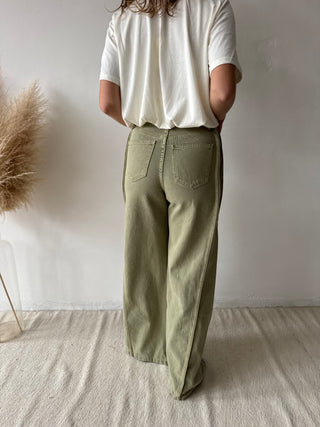Green high waist jeans