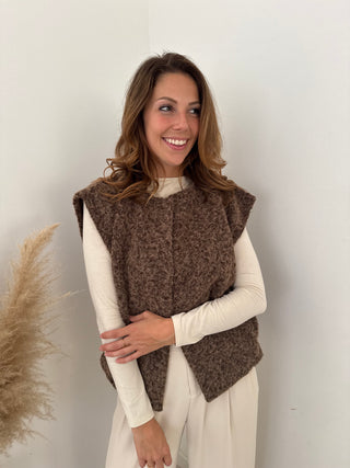 Brown fall gilet