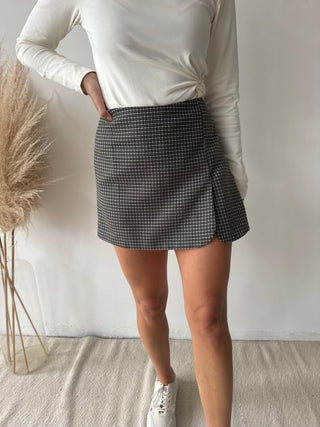 Kaki black checked skort