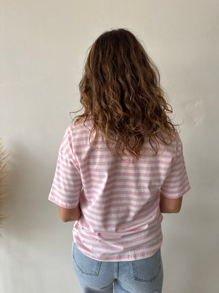 Yellow detail pink t-shirt