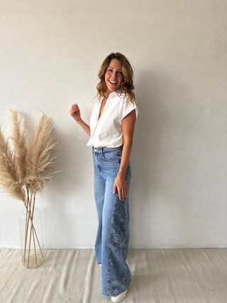 Blue embroidered jeans