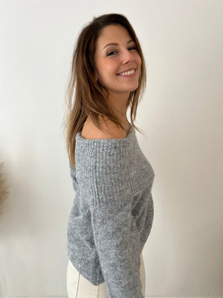 Light grey off shoulder knit