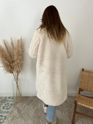 Beige teddy coat