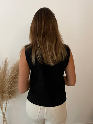 Black button top