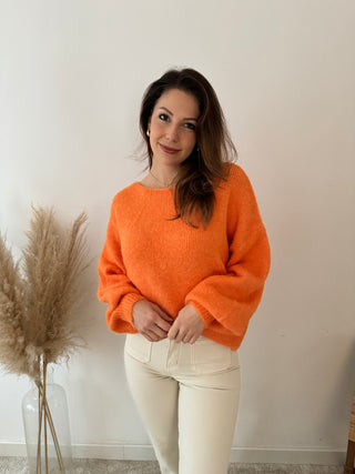 Simple orange knit