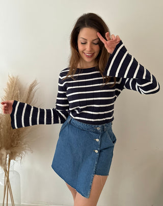 Wide sleeves navy striped top