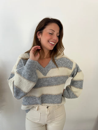 Gold details grey white striped sweater