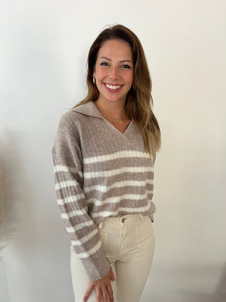 White striped taupe collar sweater