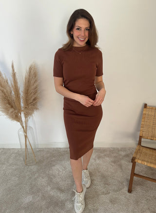 Rust ribbed midi dress