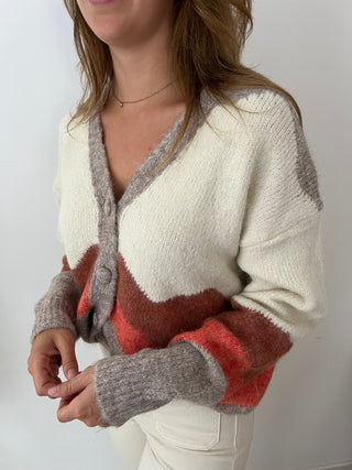 Autumn button knit