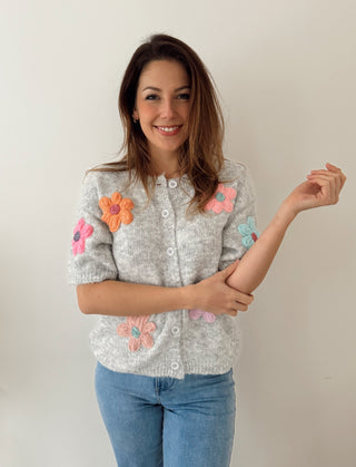 Colorful flowers short sleeves grey knit